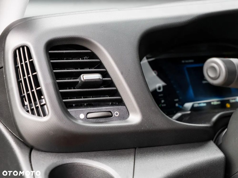 Iveco Daily L3H2 Edycja specjalna na 50 lecie marki - 16