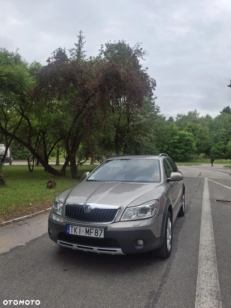 Skoda Octavia 1.8 TSI 4x4 Elegance - 10