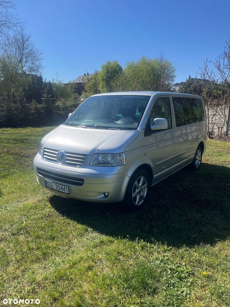 Volkswagen Multivan - 2