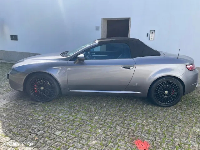 Alfa Romeo Spider - 22