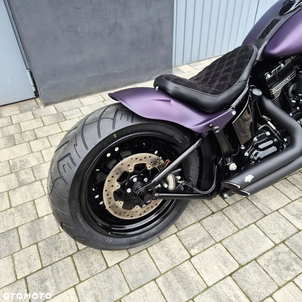 Harley-Davidson Softail Fat Boy - 34