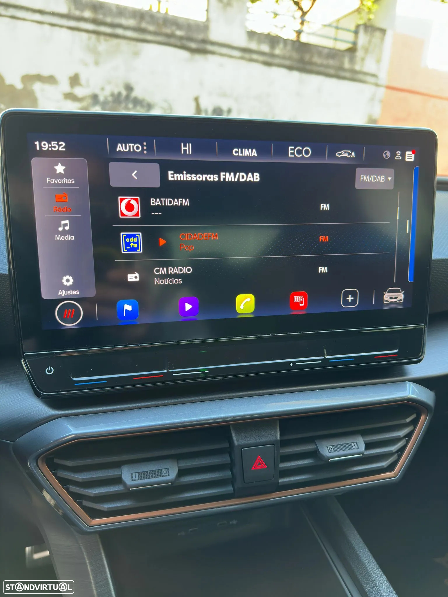 Cupra Leon 1.4 e-Hybrid MID DSG - 24