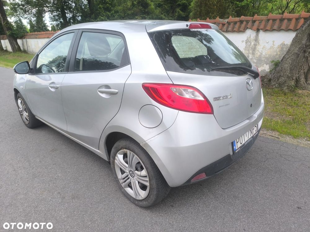 Mazda 2 - 3