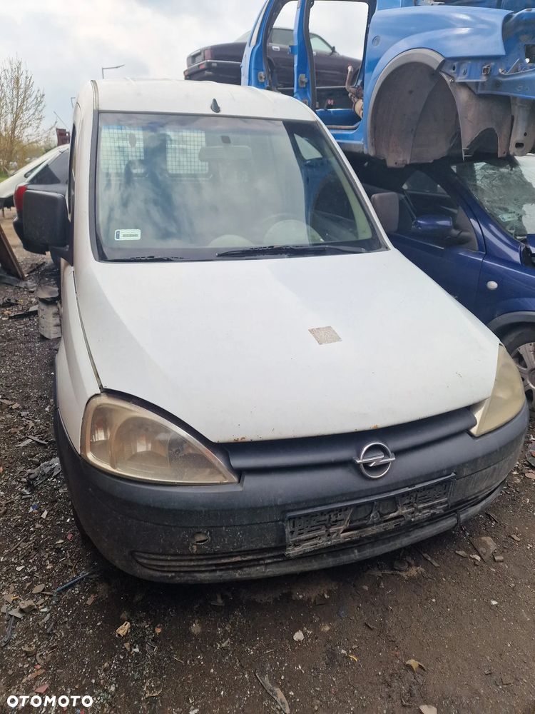 Opel combo c 1.3 cdti Y13DT skrzynia F17 lakier Y474 na części - 1