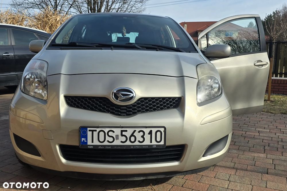 Daihatsu Charade - 16