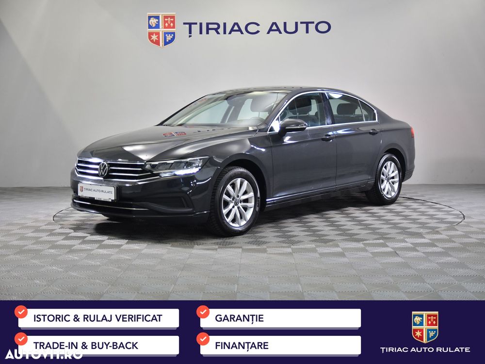 Volkswagen Passat - 1