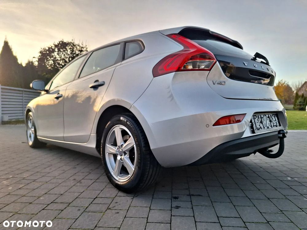 Volvo V40 D2 Kinetic - 12