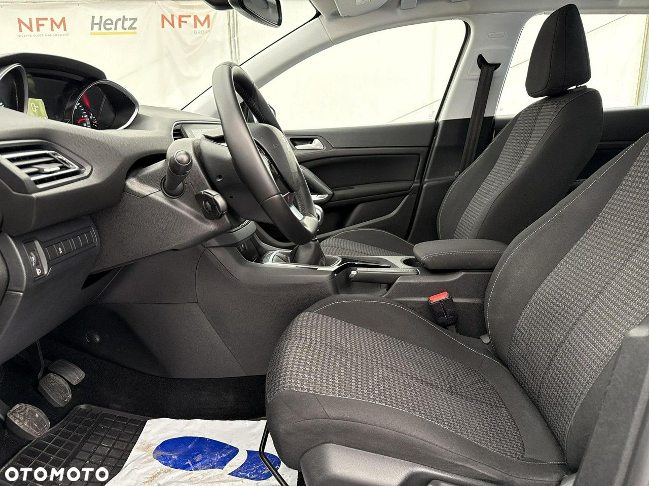 Peugeot 308 - 12