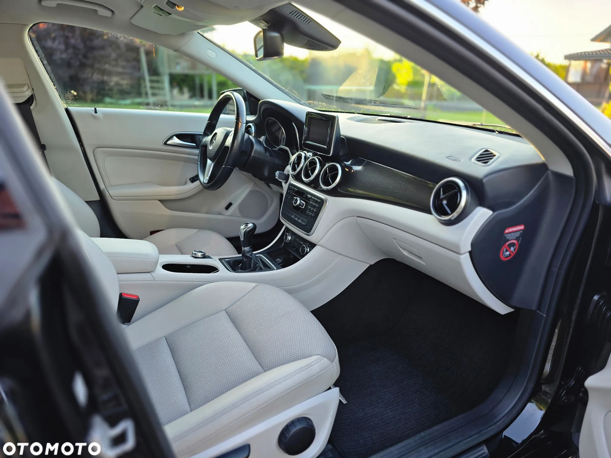 Mercedes-Benz CLA 200 CDI - 10