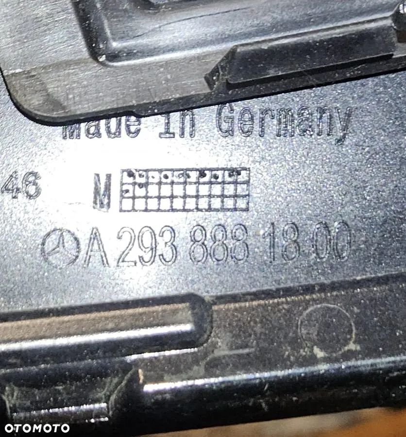 Grill atrapa chrom na kamerę Mercedes EQC N293 19- A2938881800 - 8