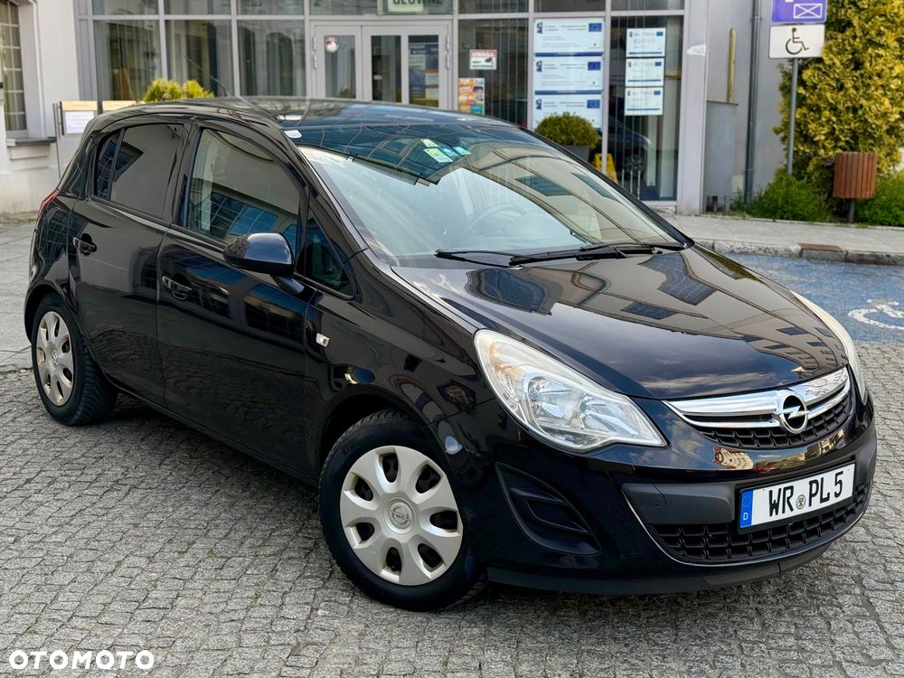 Opel Corsa 1.2 16V Cosmo - 2