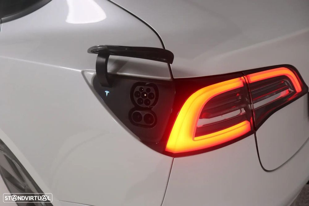 Tesla Model 3 Long-Range Dual Motor AWD - 10