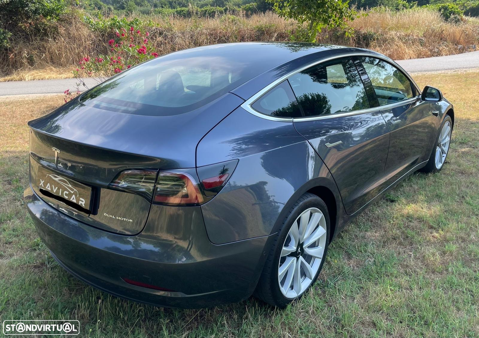 Tesla Model 3 Long-Range Dual Motor AWD - 17