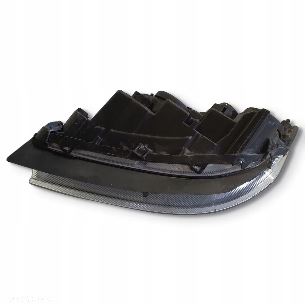 LAMPA PRAWA Iveco Daily III LIFT IV prawy przód 2006-2014r EUROPA 69500010 - 7