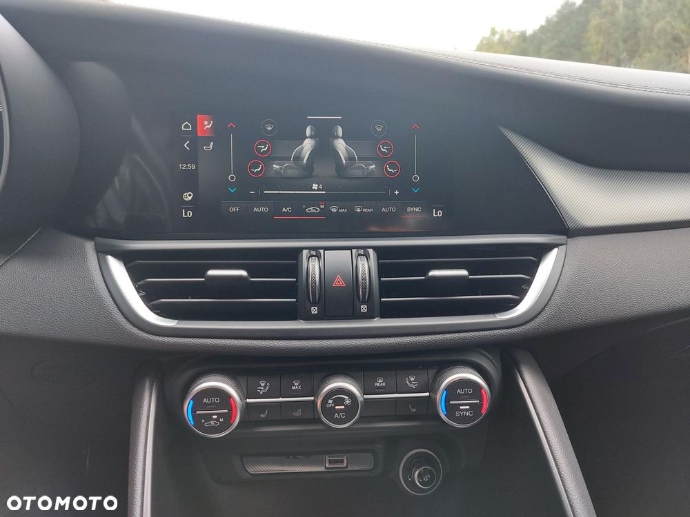 Alfa Romeo Giulia 2.0 Turbo Veloce Q4 - 23