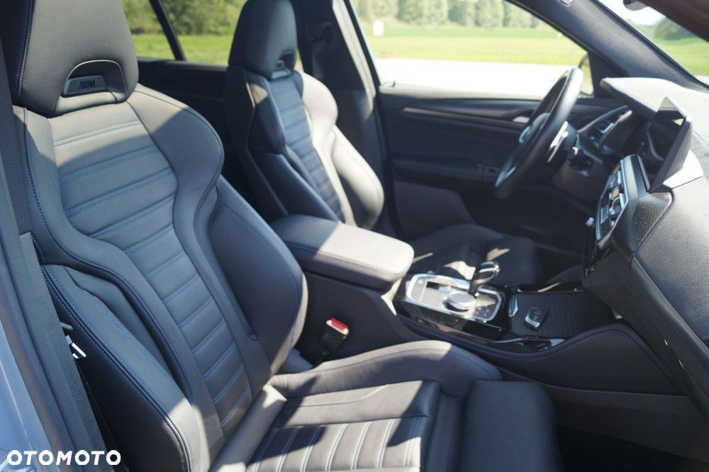 BMW X4 - 24