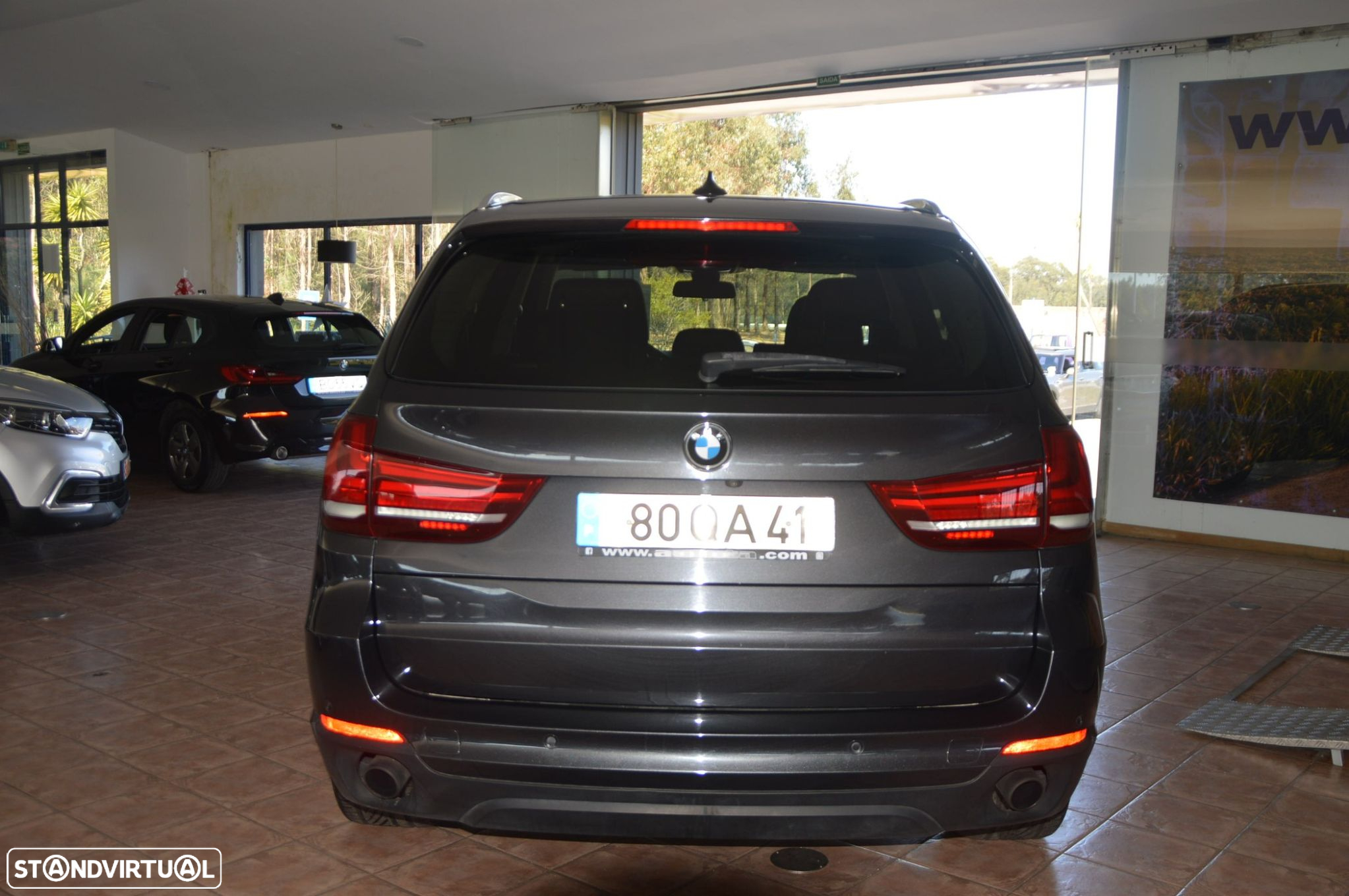 BMW X5 25 d sDrive Comfort 7L - 4