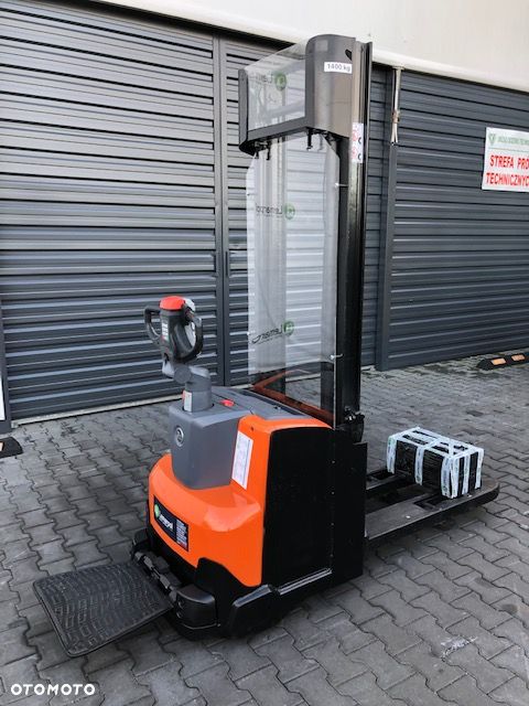 Toyota SWE120 - 1