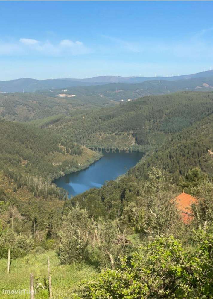 Moradia para recuperar. Projeto Exclusivo de Reabilitação com Forte Up - Grande imagem: 2/19