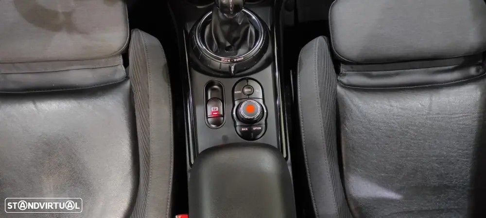 MINI Clubman Cooper D - 30