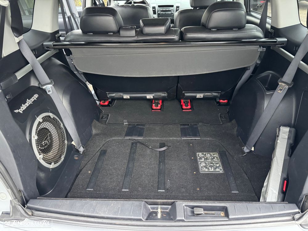 Mitsubishi Outlander 2.0 DI-D Intense+ 4WD - 33