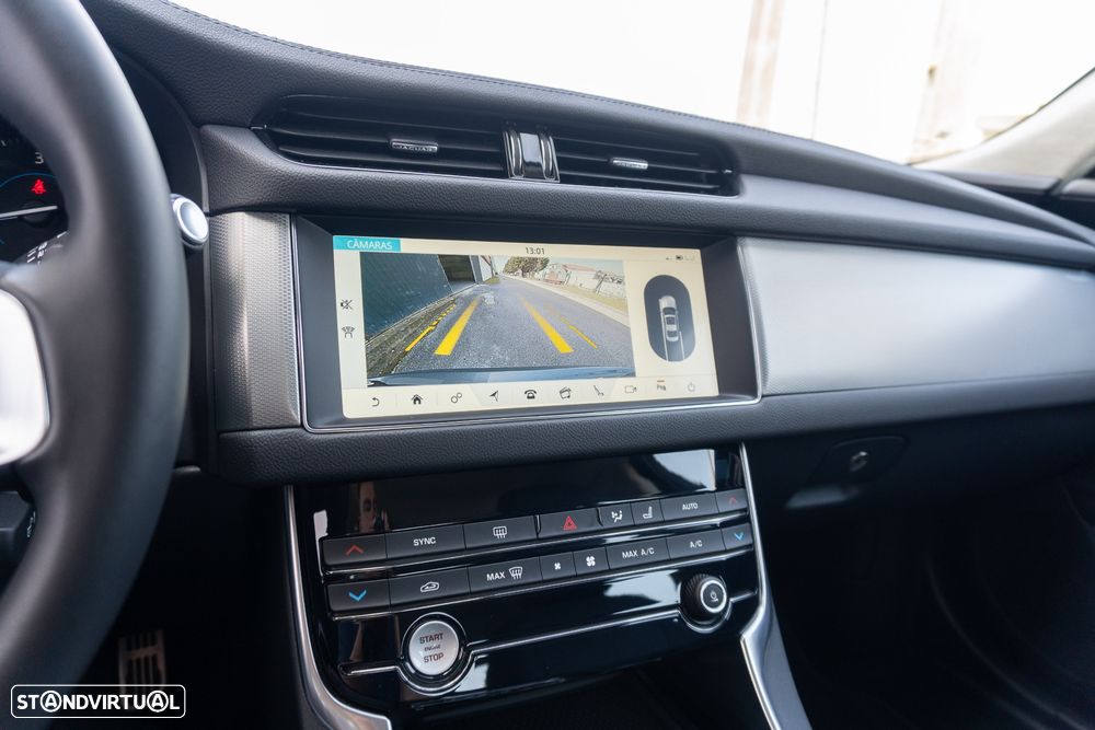 Jaguar XF 20d AWD Aut. Prestige - 29