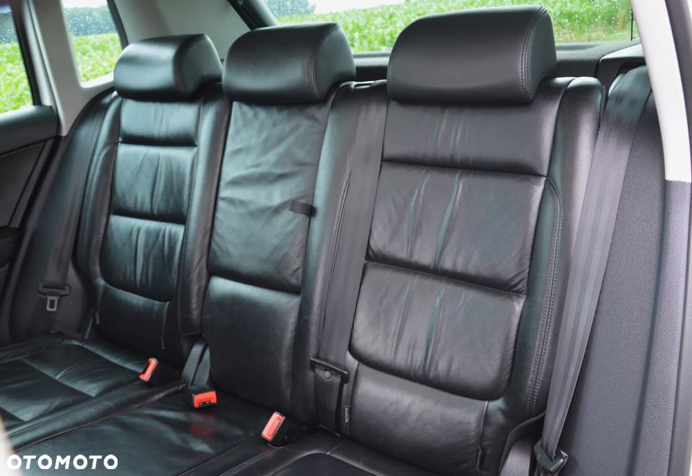 Volkswagen Tiguan - 29