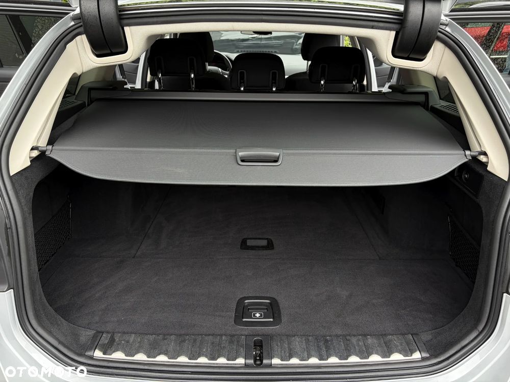 BMW Seria 3 320d Advantage - 34