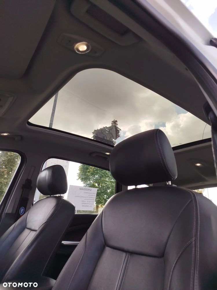 Ford S-Max 2.0 TDCi DPF Titanium - 33