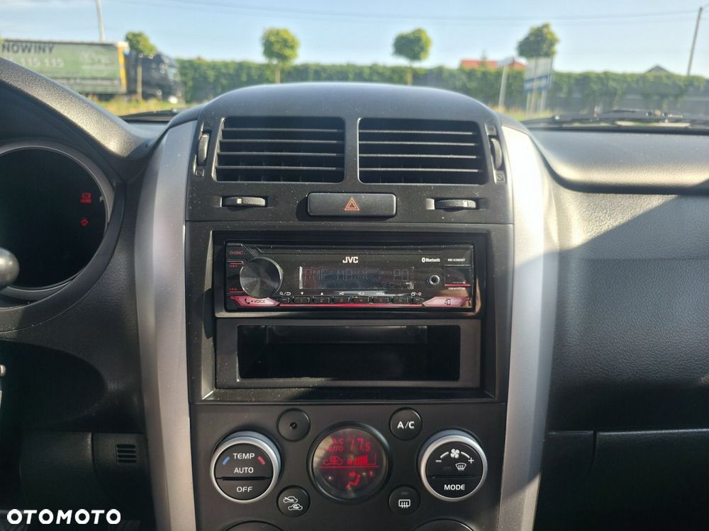 Suzuki Grand Vitara - 10