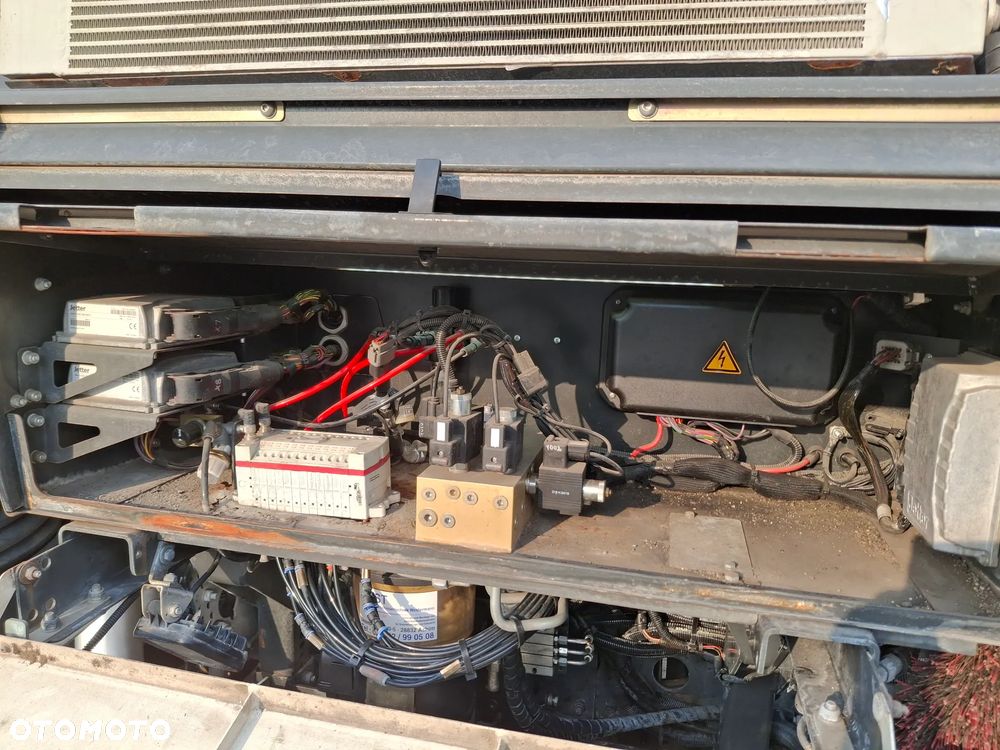 Mercedes-Benz Atego 1321 Zamiatarka BUCHER CityFant 5000 Euro 6 PM10 Rura Do Liści Studzienek Karcher Wysokiego Ciśnienia Napęd Hydrostatyczny - 26