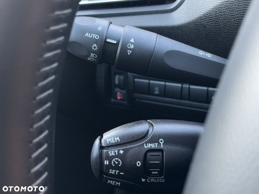 Peugeot 308 1.5 BlueHDi Active S&S - 16