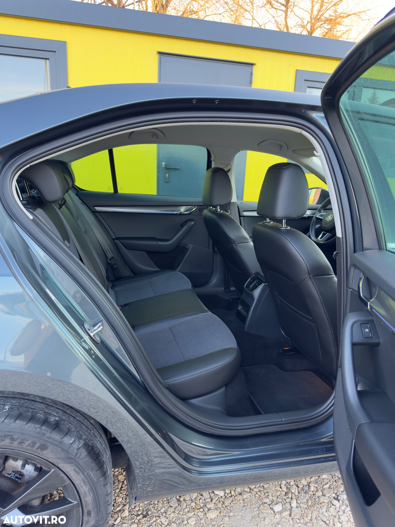 Skoda Octavia 1.6 TDI DSG Style - 14