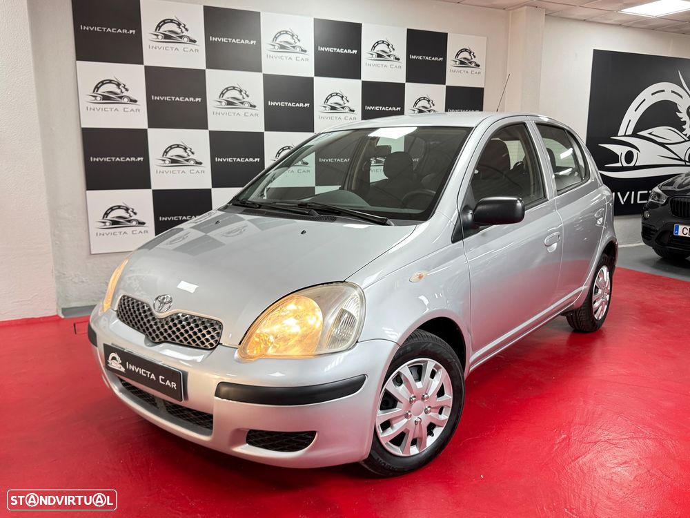 Toyota Yaris 1.0 Sol - 2