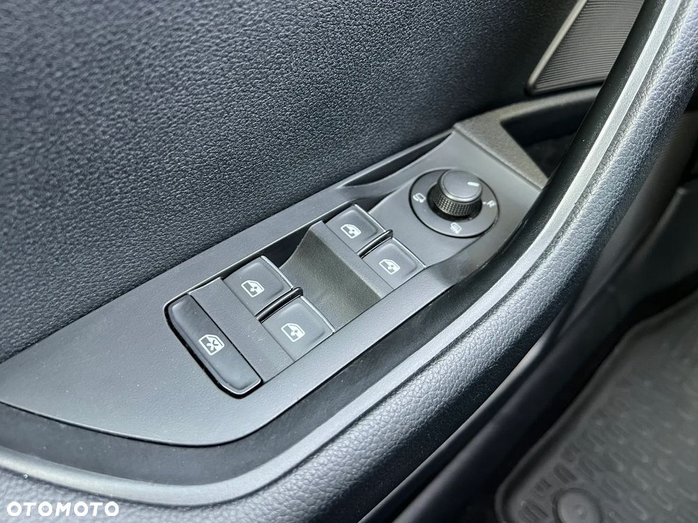 Skoda Superb 2.0 TDI Style DSG - 23