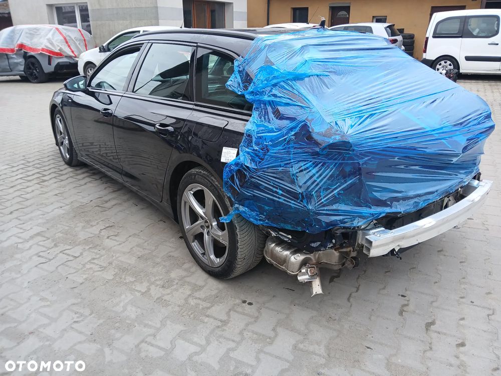 Audi A6 Avant 50 TFSI e quattro S tronic S line - 6