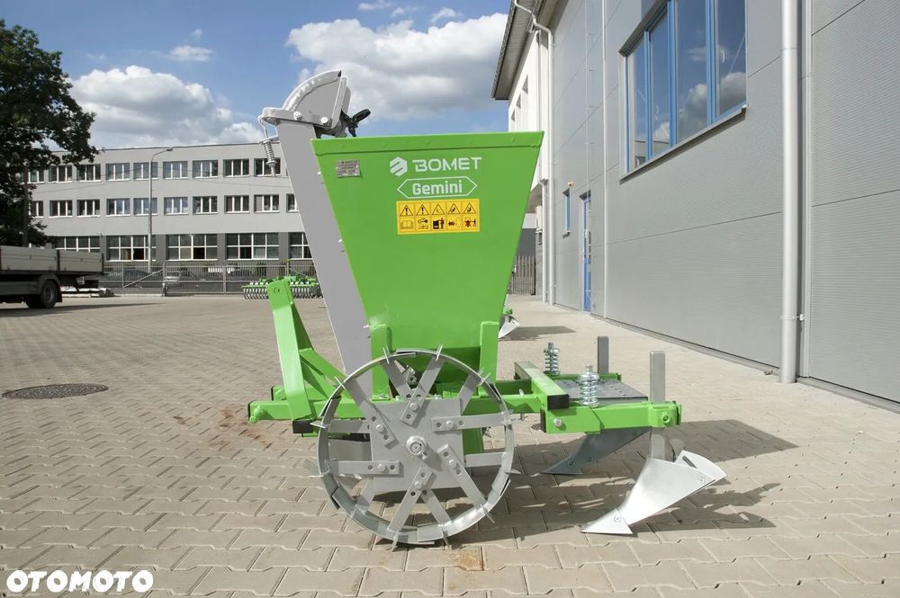 Bomet Sadzarka do ziemniaków S239/2 - 11