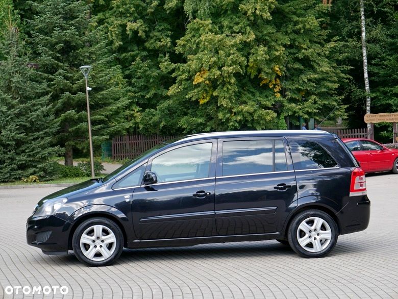 Opel Zafira 1.8 Innovation 110 Jahre - 10
