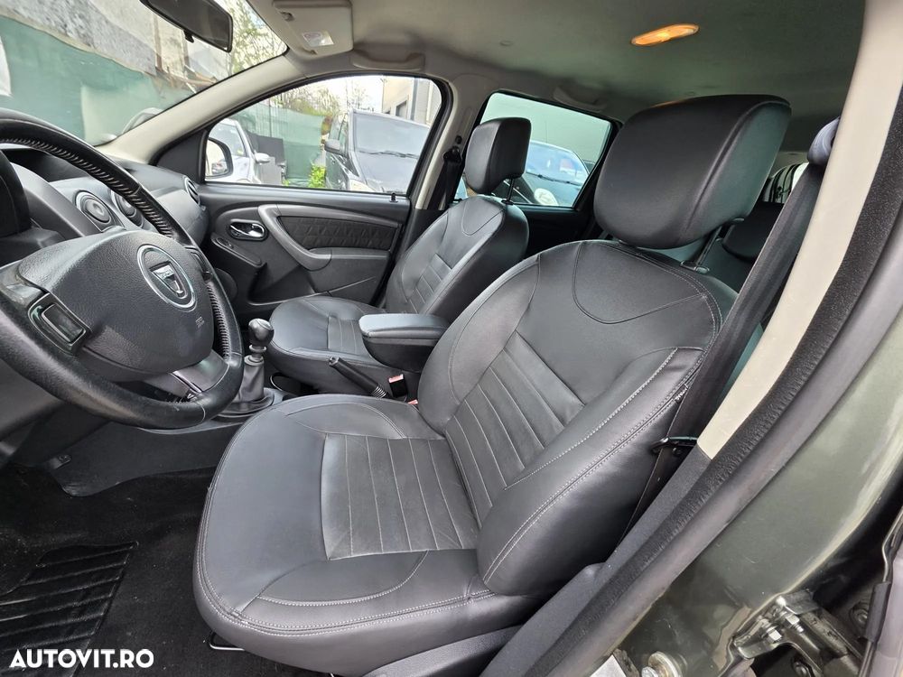 Dacia Duster 1.5 dCi 4x4 Prestige - 14