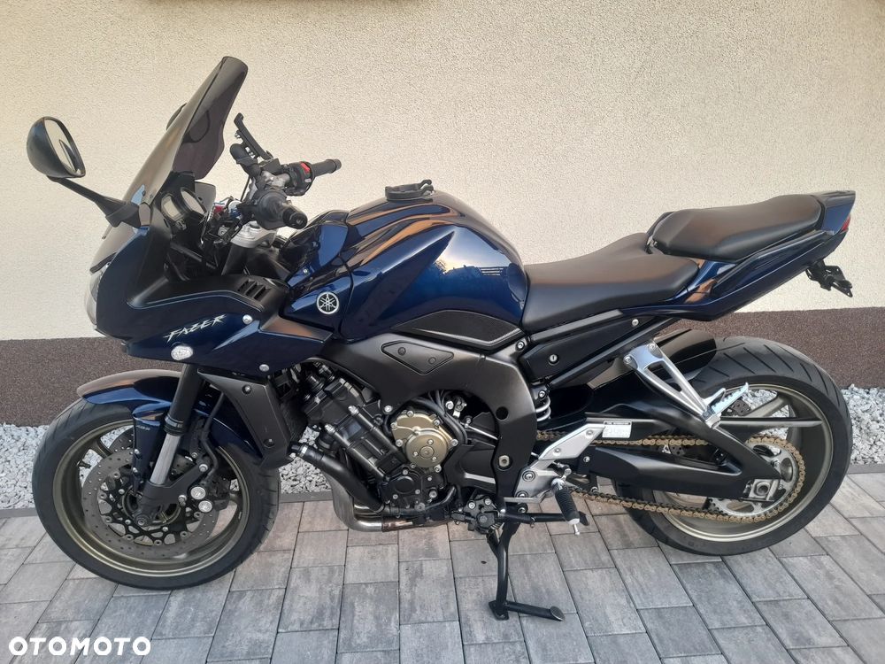 Yamaha FZ - 19