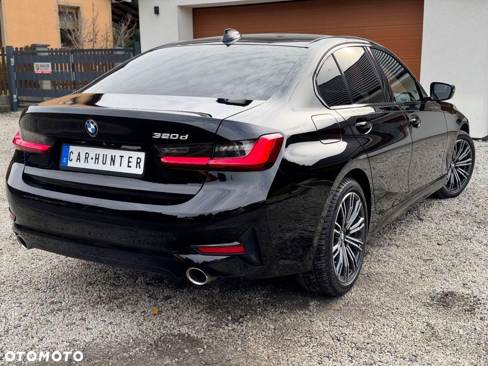 BMW Seria 3 320d Sport Line - 33