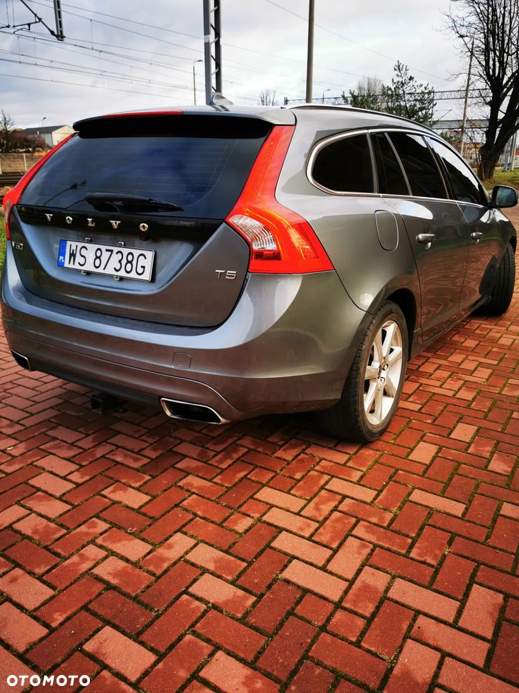Volvo V60 - 8