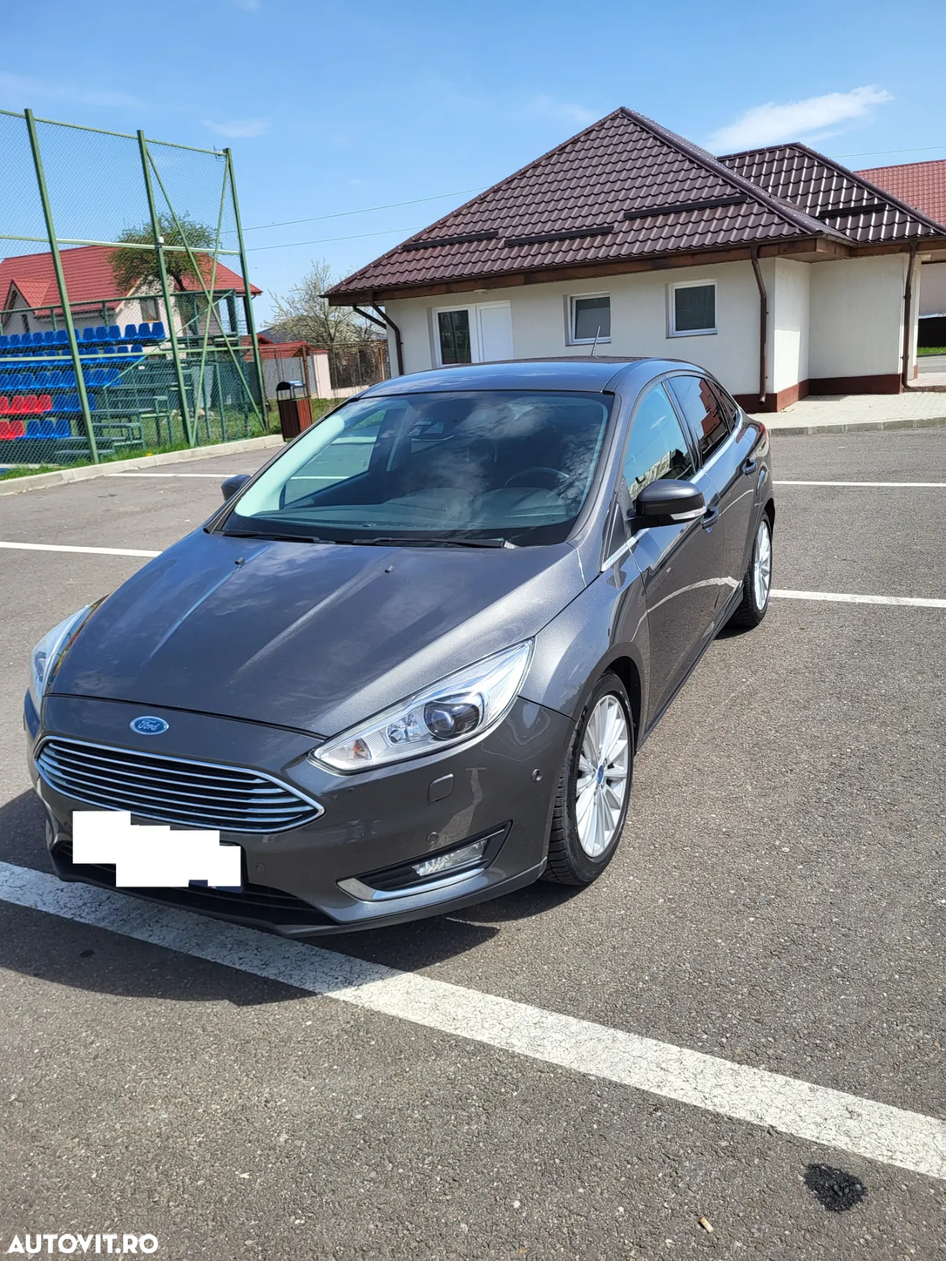 Ford Focus 1.0 EcoBoost Titanium - 4