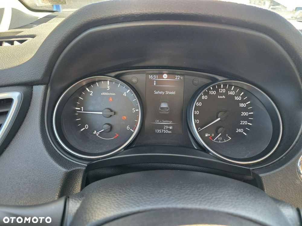 Nissan Qashqai 1.6 DCi ALL-MODE 4x4i N-Connecta - 18