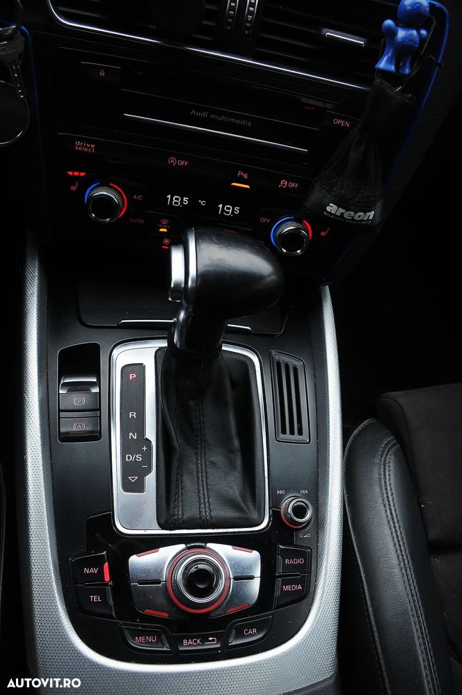 Audi Q5 2.0 TDI Quattro S tronic - 13