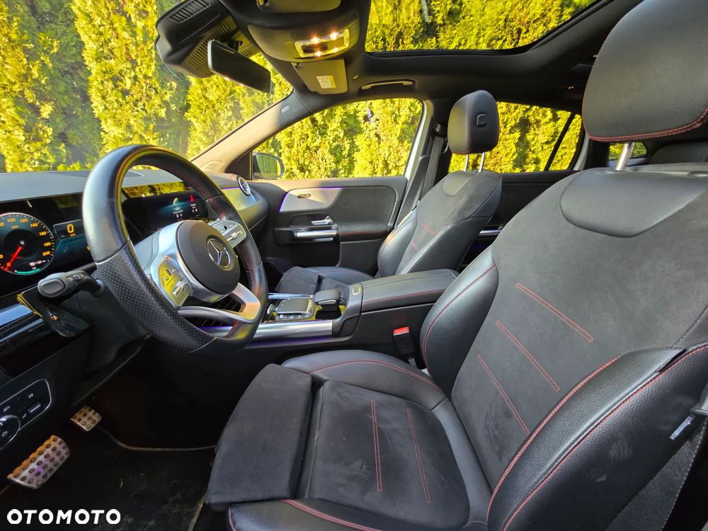 Mercedes-Benz EQA - 12