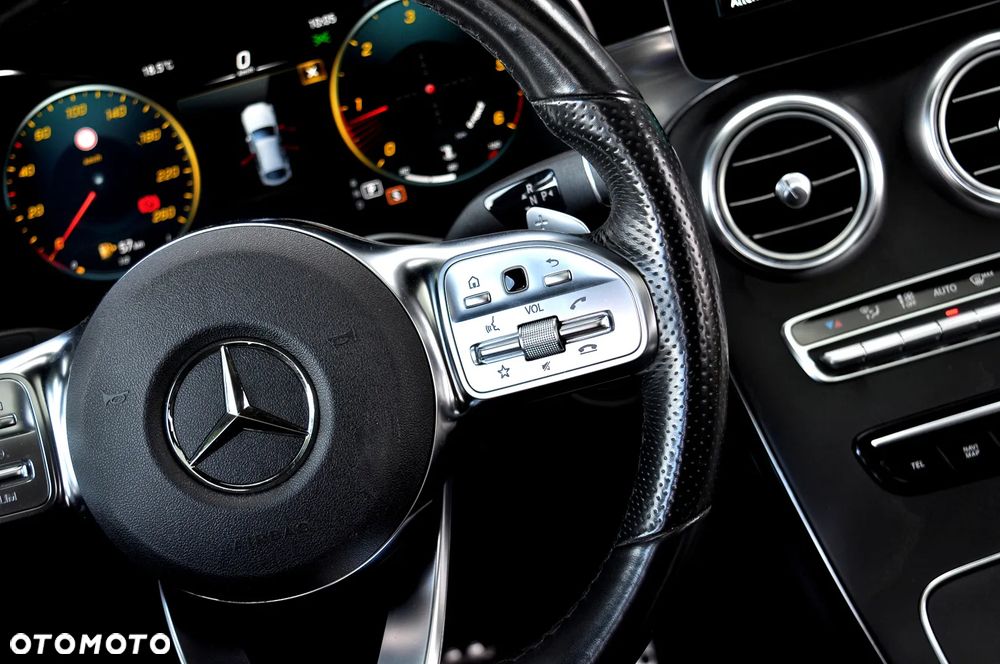 Mercedes-Benz GLC 200 d 4Matic 9G-TRONIC AMG Line - 28