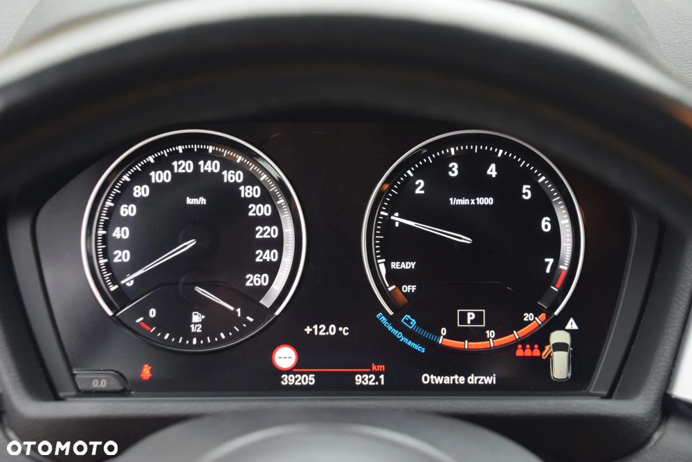 BMW X1 - 16
