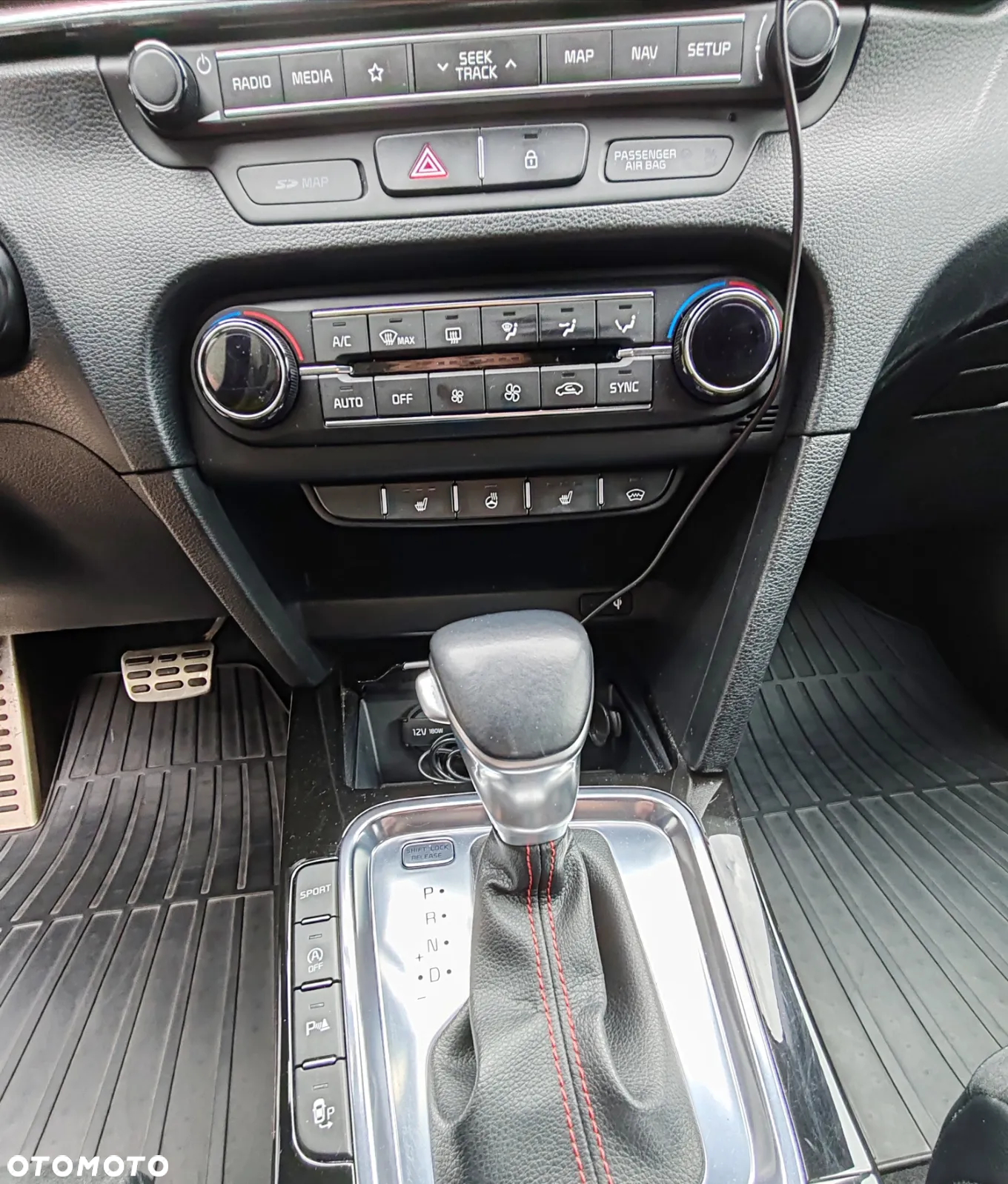 Kia ProCeed 1.6 T-GDI GT DCT - 11