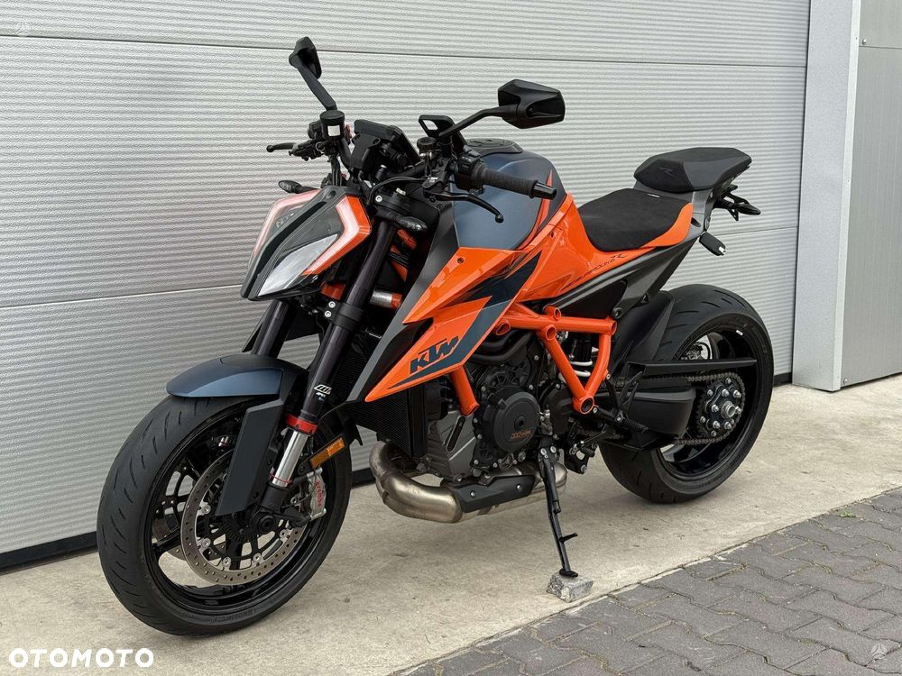 KTM Super Duke - 1